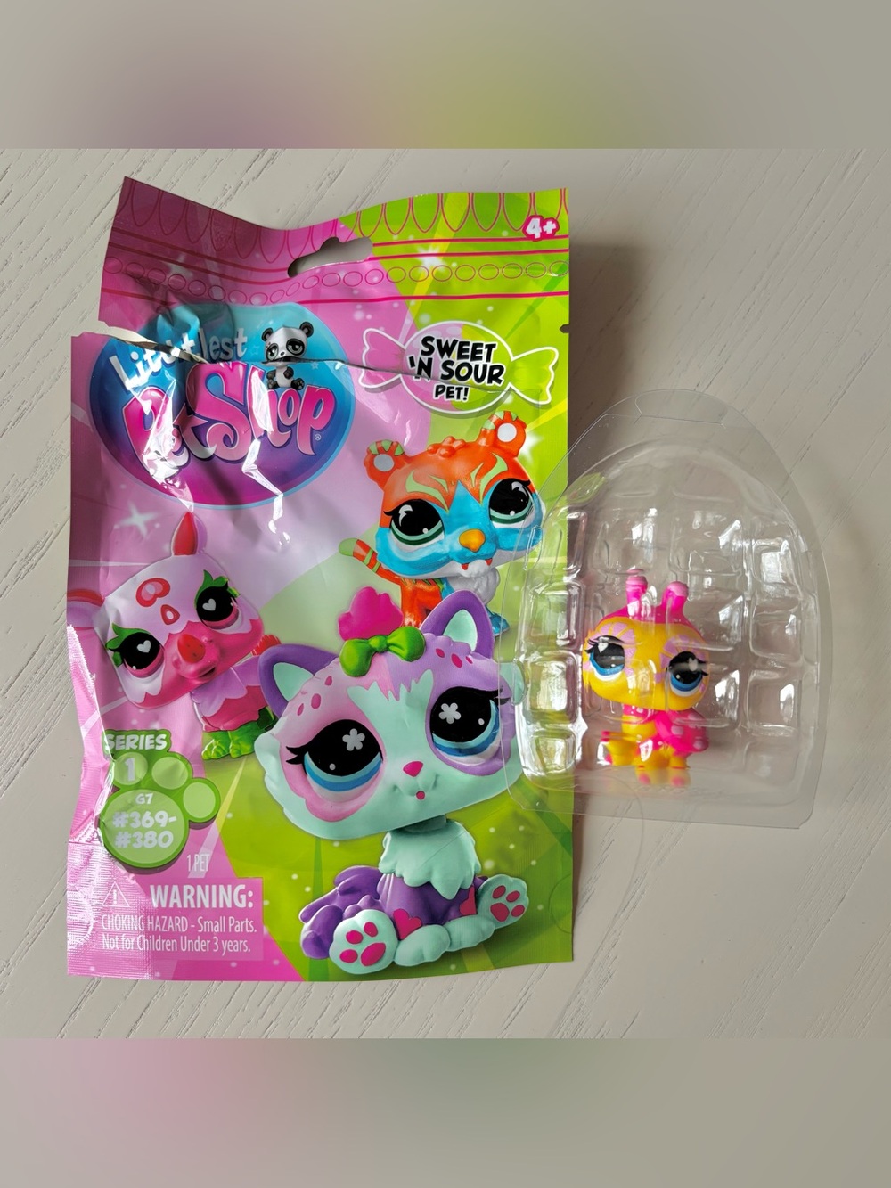 Littlest Pet Shop Sweet ‘N Sour Pink Lemonade Ladybug #376